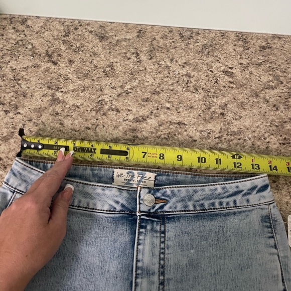 Free People Float in Flare size 27. Brand new! - Picture 5 of 5